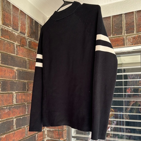 Harley Davidson Sweater - Picture 6 of 10